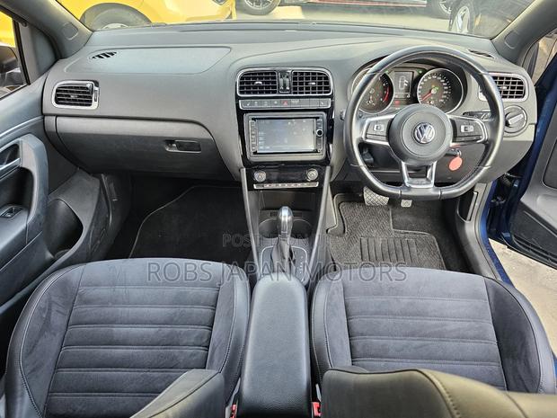 Volkswagen Polo 2017 Blue