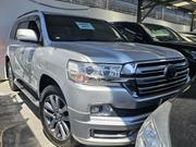 Toyota Land Cruiser 4.6 V8 ZX 2017 Silver for sale