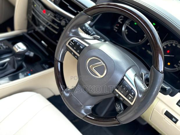 Lexus LX 450d AWD 2017 Gray