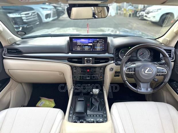 Lexus LX 450d AWD 2017 Gray