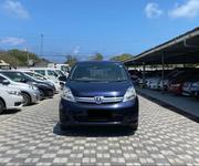 Toyota ISIS 1.8 L 4WD 2016 Blue for sale