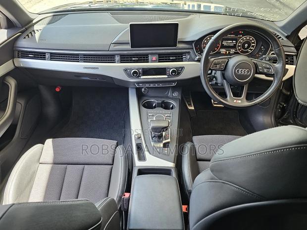 Audi A4 2.0T Premium AWD quattro 2017 Gray