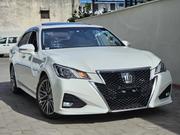 Toyota Crown 2017 Pearl for sale