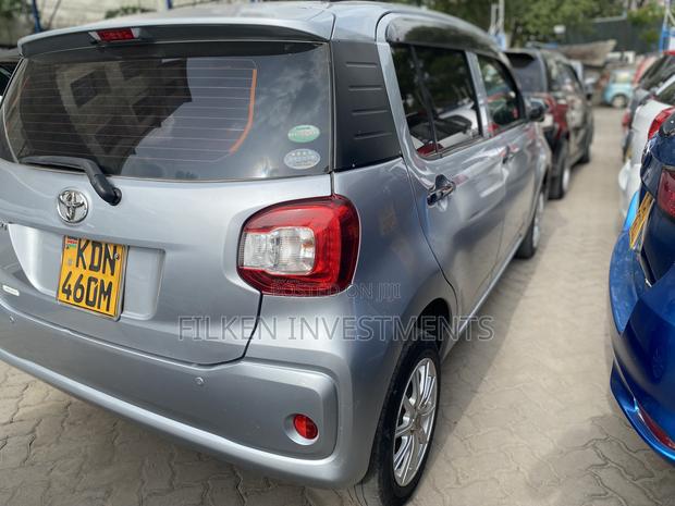 Toyota Passo 1.0 FWD 2017 Silver