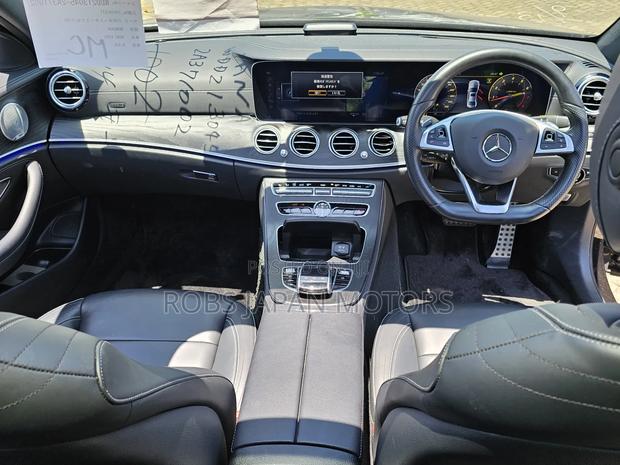 Mercedes-Benz E250 2017 Black