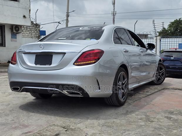 Mercedes-Benz C-Class 2018 Silver