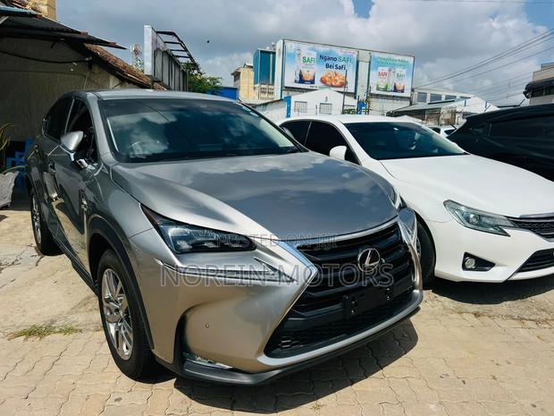 Lexus NX 2018 Gold