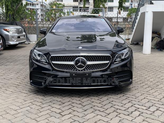 Mercedes-Benz E200 2018 Black