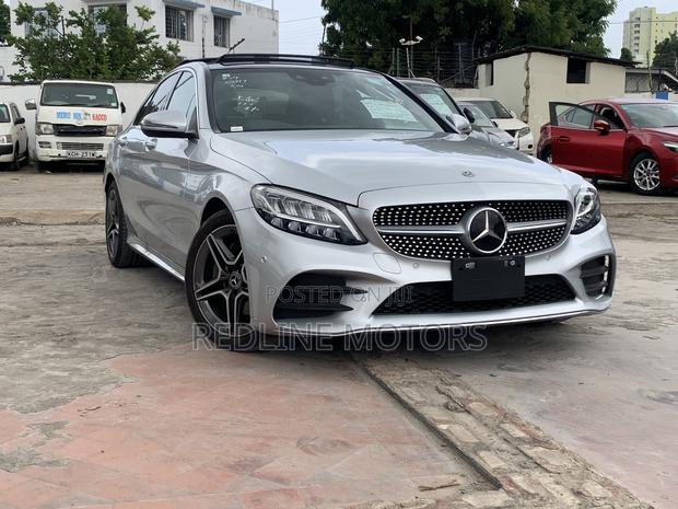 Mercedes-Benz C180 2018 Silver