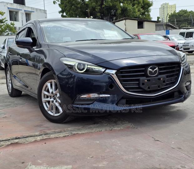 Mazda Axela 2018 Blue