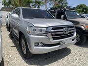 Toyota Land Cruiser 4.6 V8 ZX 2015 Gray for sale