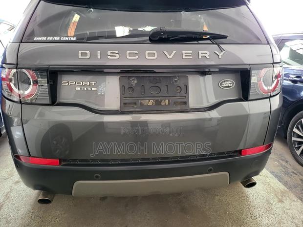 Land Rover Discovery 2017 Gray