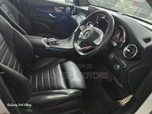 Mercedes-Benz GLE-Class 2017 White