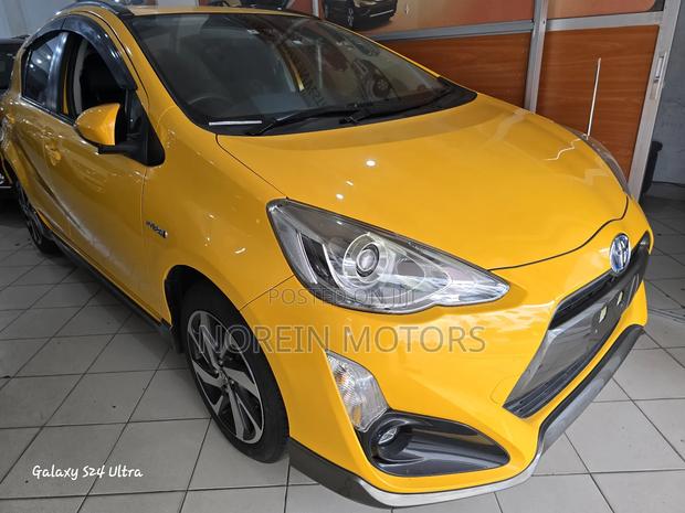 Toyota Aqua 2018 Yellow