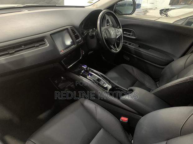 Honda Vezel 1.5 Hybrid 2WD 2017 Pearl