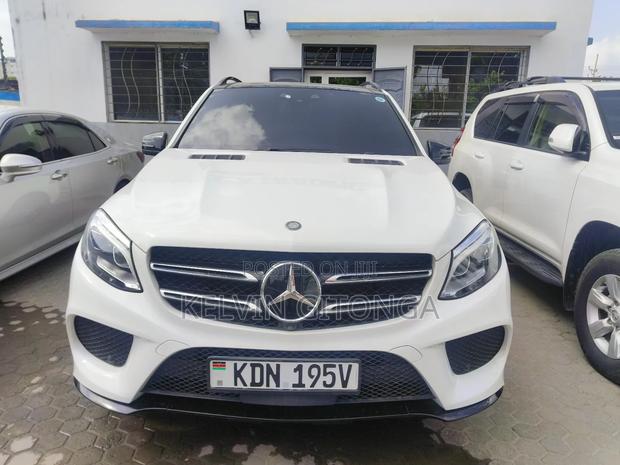 Mercedes-Benz GLE-Class 2016 White