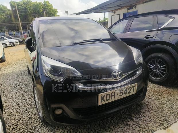 Toyota Ractis 2015 Black