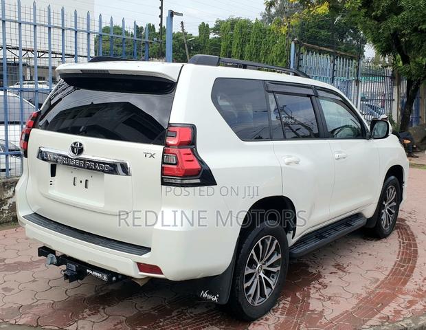 Toyota Land Cruiser Prado 2.7 2018 White
