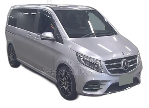 Mercedes-Benz Vaneo 2017 Silver