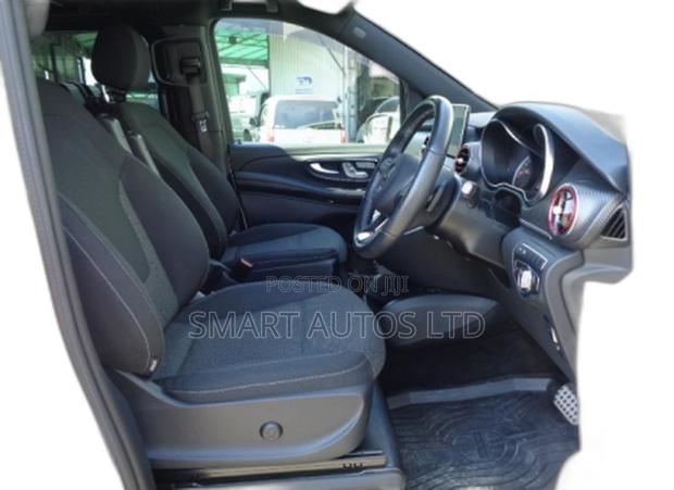 Mercedes-Benz Vaneo 2017 Silver