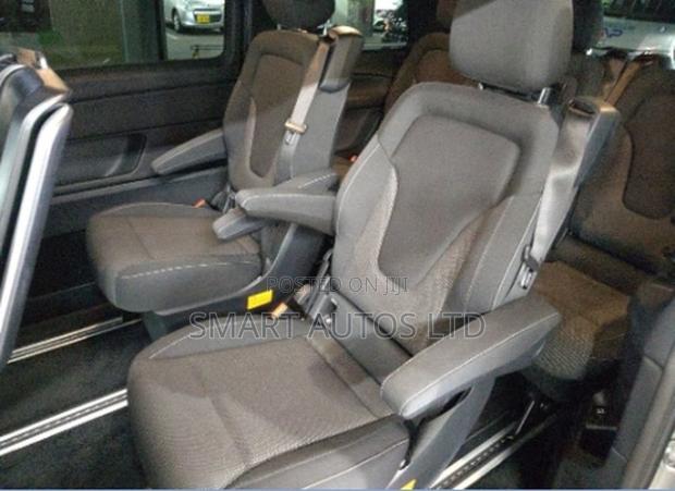 Mercedes-Benz Vaneo 2017 Silver