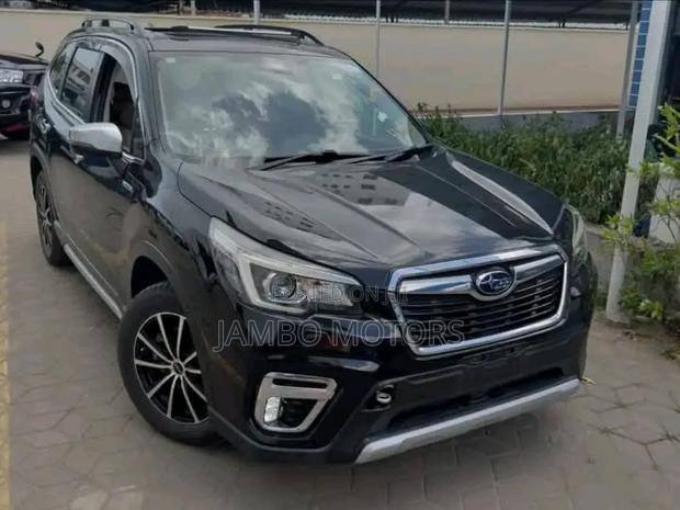 Subaru Forester Premium AWD 2019 Black