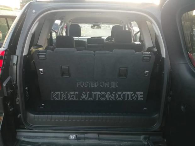Toyota Land Cruiser Prado 2.8 2018 Black