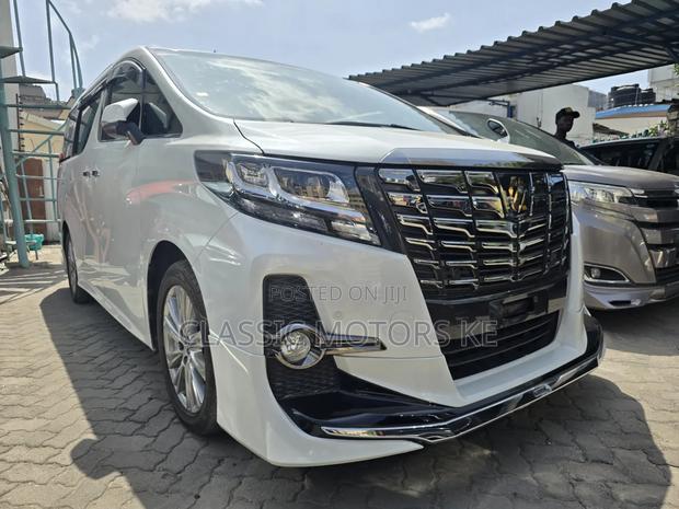 Toyota Alphard 2.5 Petrol FWD 2018 White