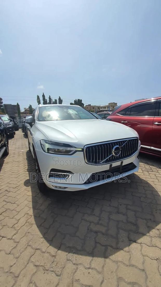 Volvo XC60 T6 Inscription AWD 2018 White