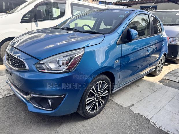 Mitsubishi Mirage SE 2018 Blue
