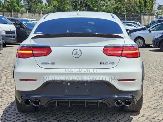 Mercedes-Benz GLC-Class 2018 Off white