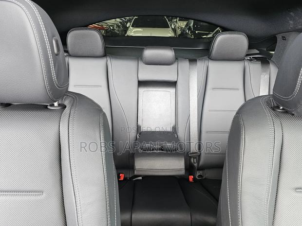 Mercedes-Benz GLE-Class GLE 400d 4MATIC 2021 Pearl