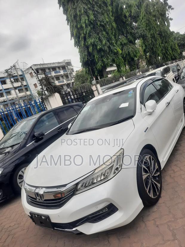 Honda Accord EX-L 2.0T 2018 White