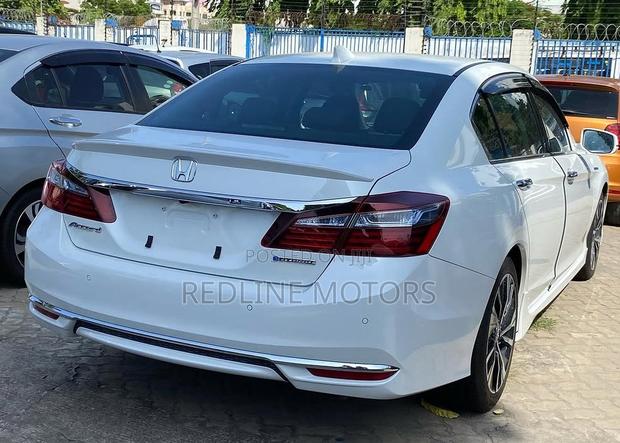 Honda Accord 2017 Pearl