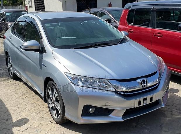Honda Grace 1.5 Hybrid FWD 2017 Silver
