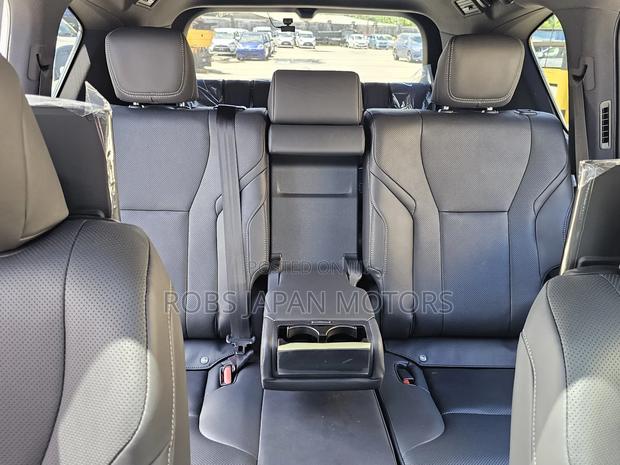 Lexus LX 2022 Pearl