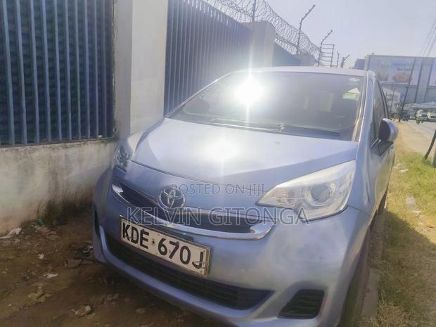 Toyota Ractis 2016 Blue