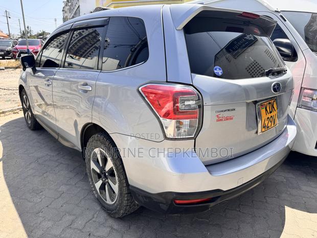 Subaru Forester 2.5i Limited AWD 2016 Silver