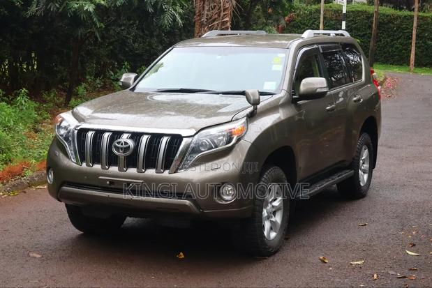Toyota Land Cruiser Prado 2.8 D-4D 2016 Gold