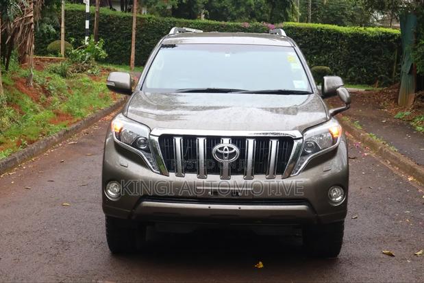 Toyota Land Cruiser Prado 2.8 D-4D 2016 Gold