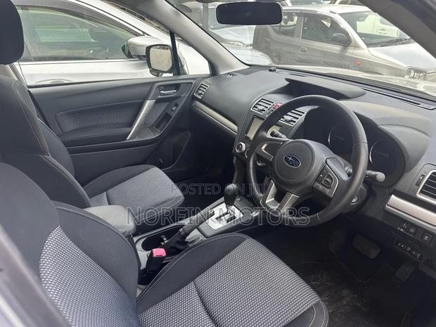 Subaru Forester 2017 Silver