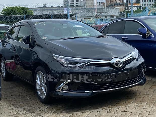 Toyota Auris 2017 Black