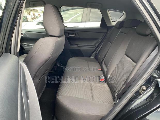 Toyota Auris 2017 Black