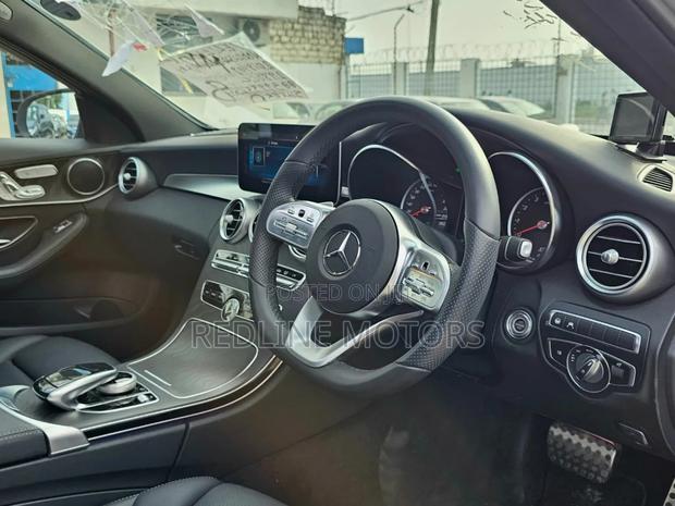 Mercedes-Benz C200 2018 Silver