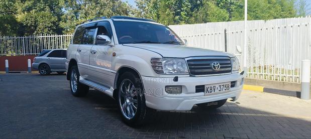 Toyota Land Cruiser 100 4.7 Executive 2006 Pearl