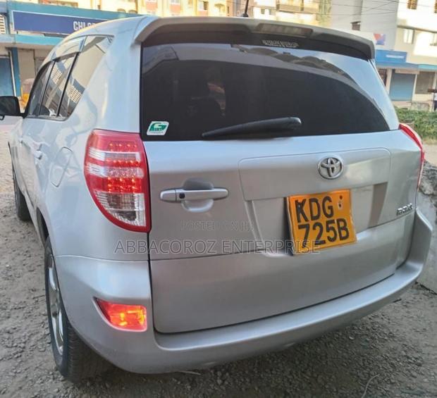 Toyota RAV4 2014 Silver