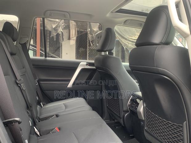 Toyota Land Cruiser Prado 2.7 2018 Matt Black
