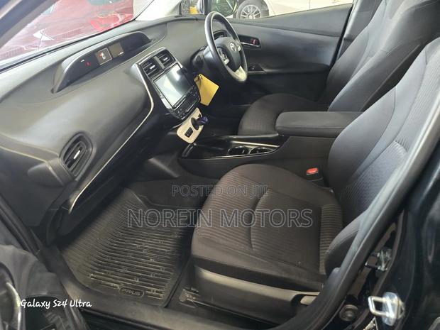 Toyota Prius 2018 Matt Black