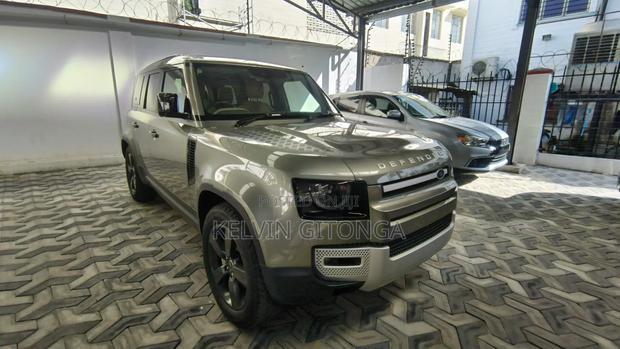 Land Rover Defender 2019 Green