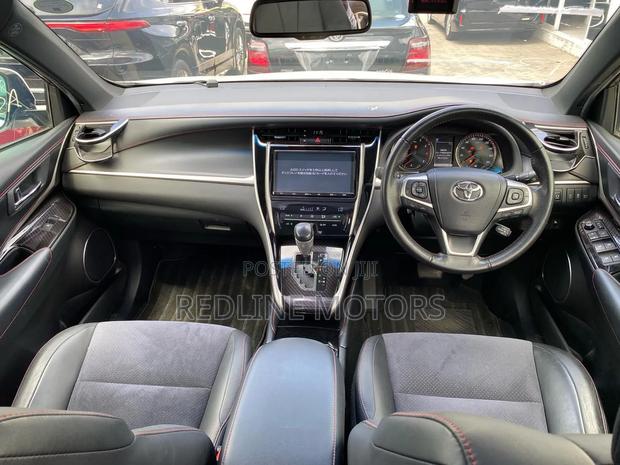 Toyota Harrier 2.0 Turbo 4WD 2019 Pearl